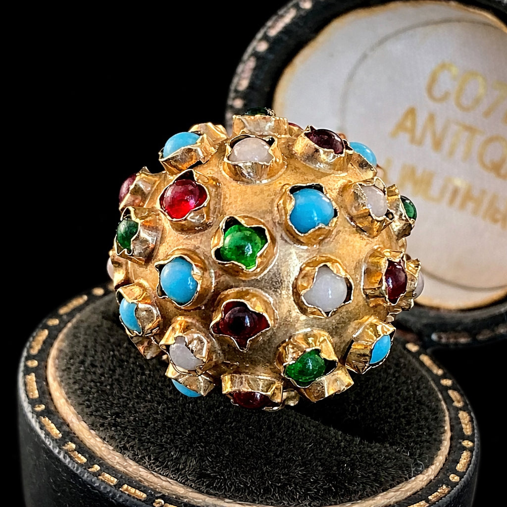 Sputnik pendant reminiscent of the atomic age
