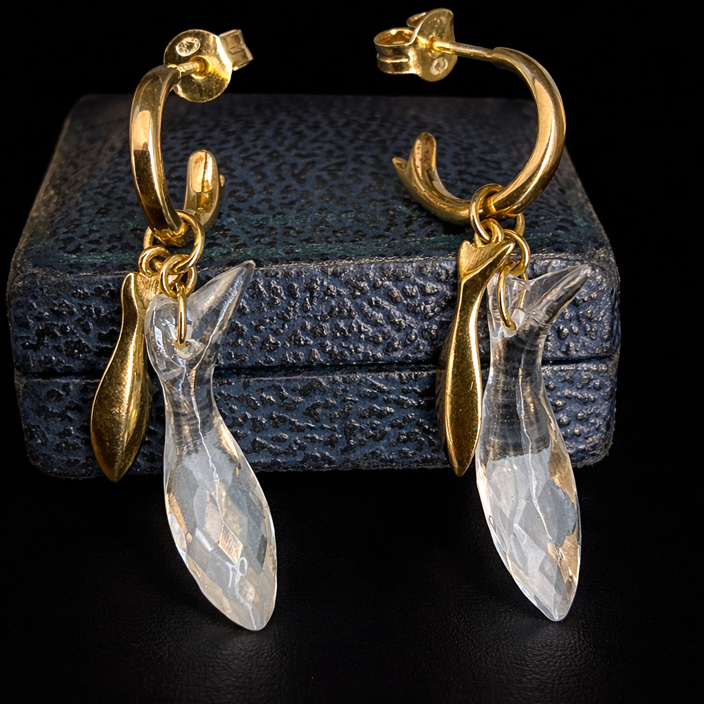 Links of London gold earrings