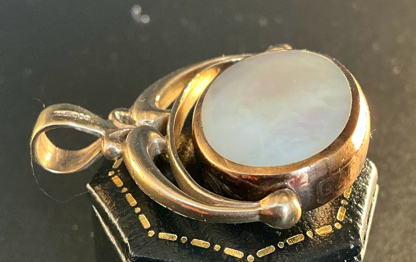 Vintage gold fob style pendant