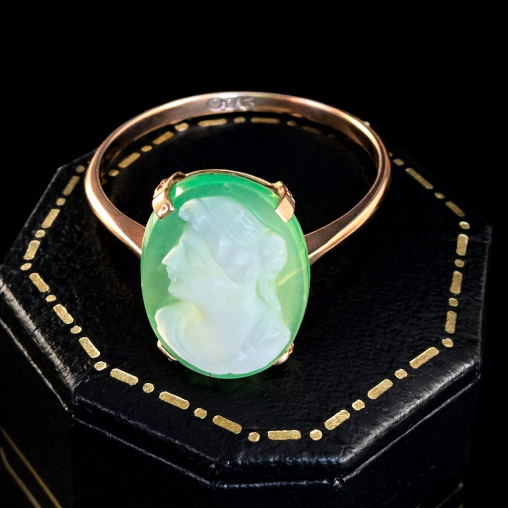 Cameo Ring