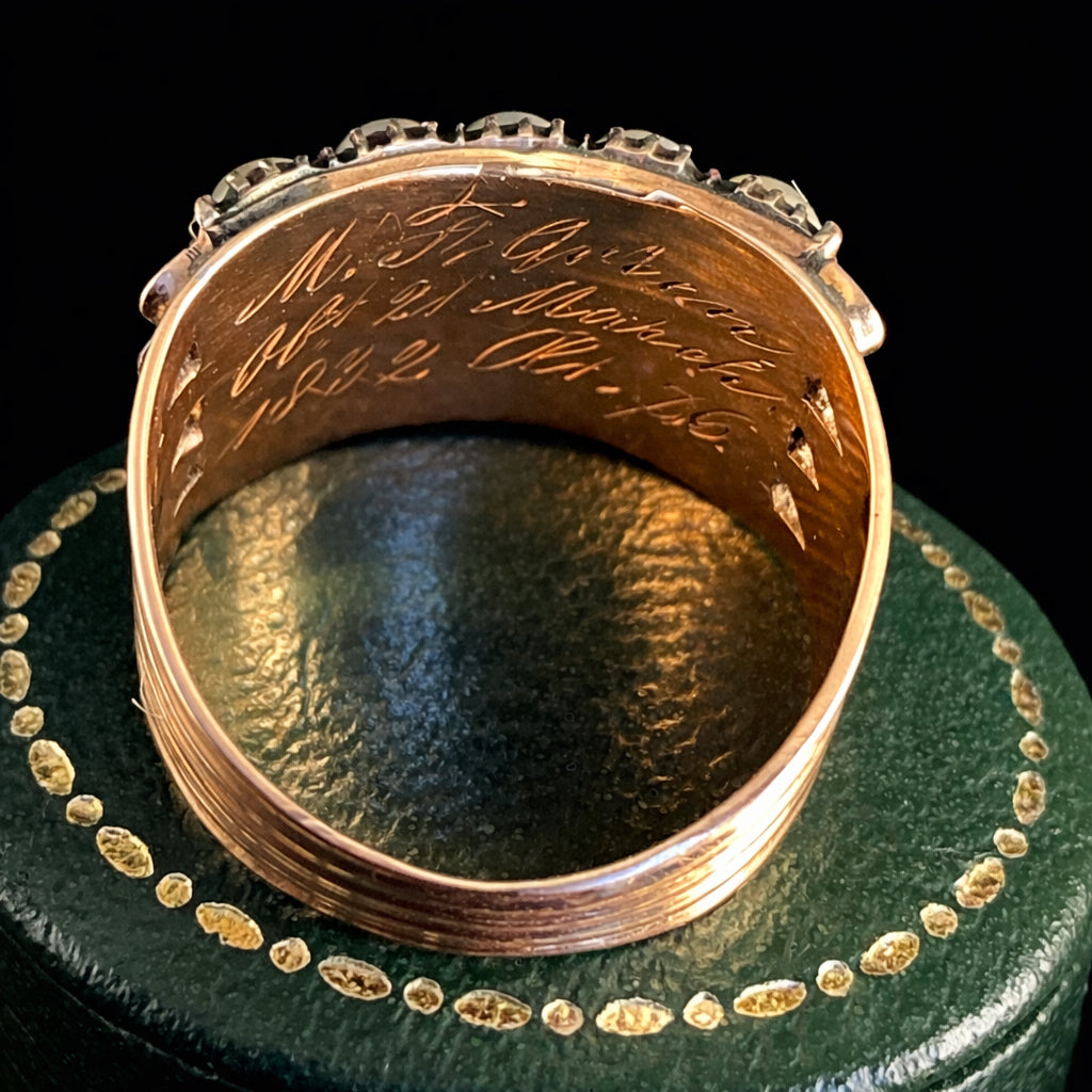 Victorian Antique gold ring with inscription